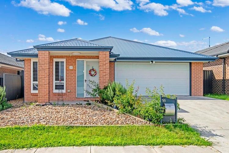 https://images.allhomes.com.au/property/photo/be8cad8fde3203ddd64f09350a4f192c_hd.jpg