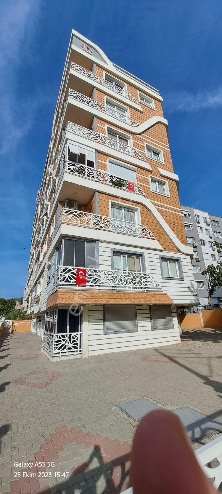 BORNOVA DA 2+1 SATILIK EŞYALI LÜKS DAİRE 