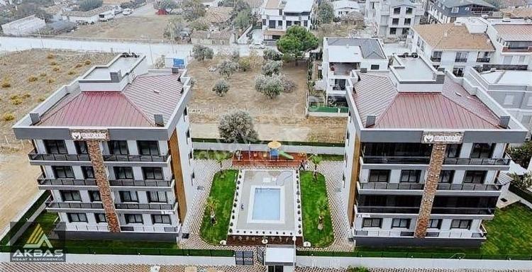 AKBAŞ GAYRIMENKUL'DEN HAVUZLU SİTE İÇİ SATILIK 110m2 DAİRE