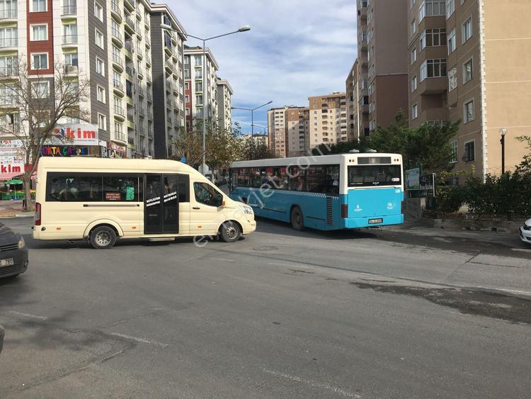  İSTANBUL BEYLİKDÜZÜ 5 KATLI SİTE ARA KAT 3+1 İSKANLI