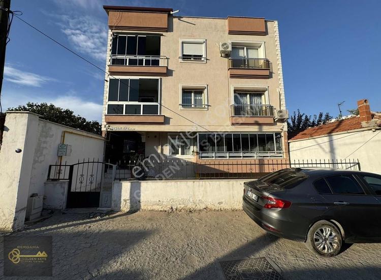 BERGAMA DA SATILIK 4+1 LÜKS DAİRE