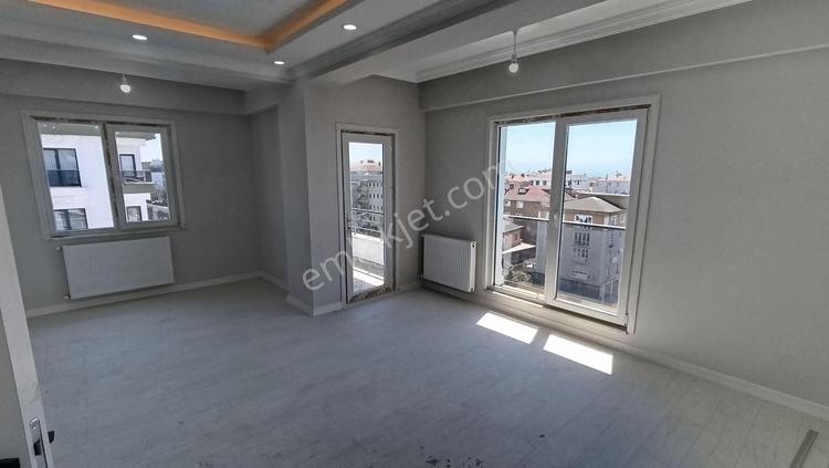  PENDİK GÜZELYALIDA SATILIK YOL ÜSTÜ KREDİLİ 3+1 120M2 ASANSÖR OTOPARKLI DAİRE