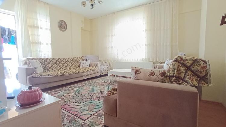  PENDİK GÜZELYALIDA SATILIK YOL ÜSTÜ E-5 YAKIN MERKEZİ KREDİLİ 3+1 125M2 DAİRE