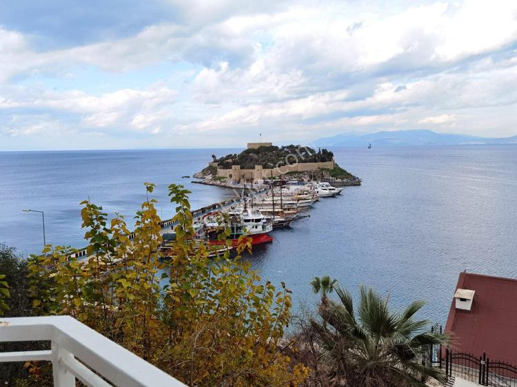 Kuşadası güvercin adada deniz manzaralı daire