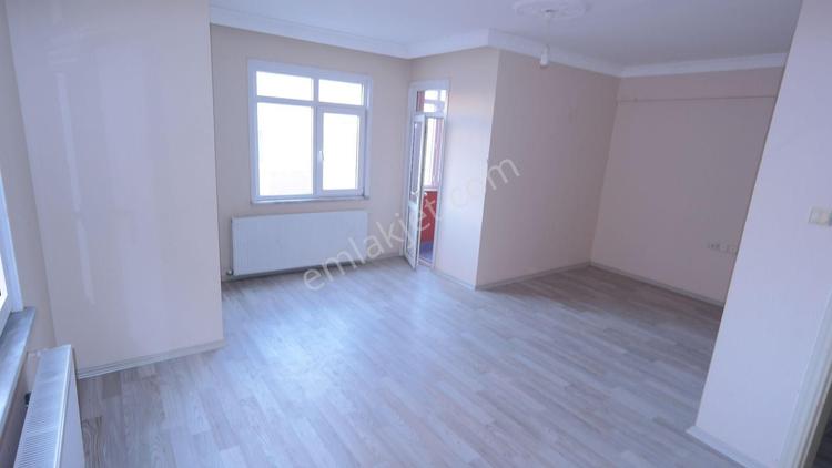 SATILIK DAİRE PENDİK ESENYALI MAHALLESİ