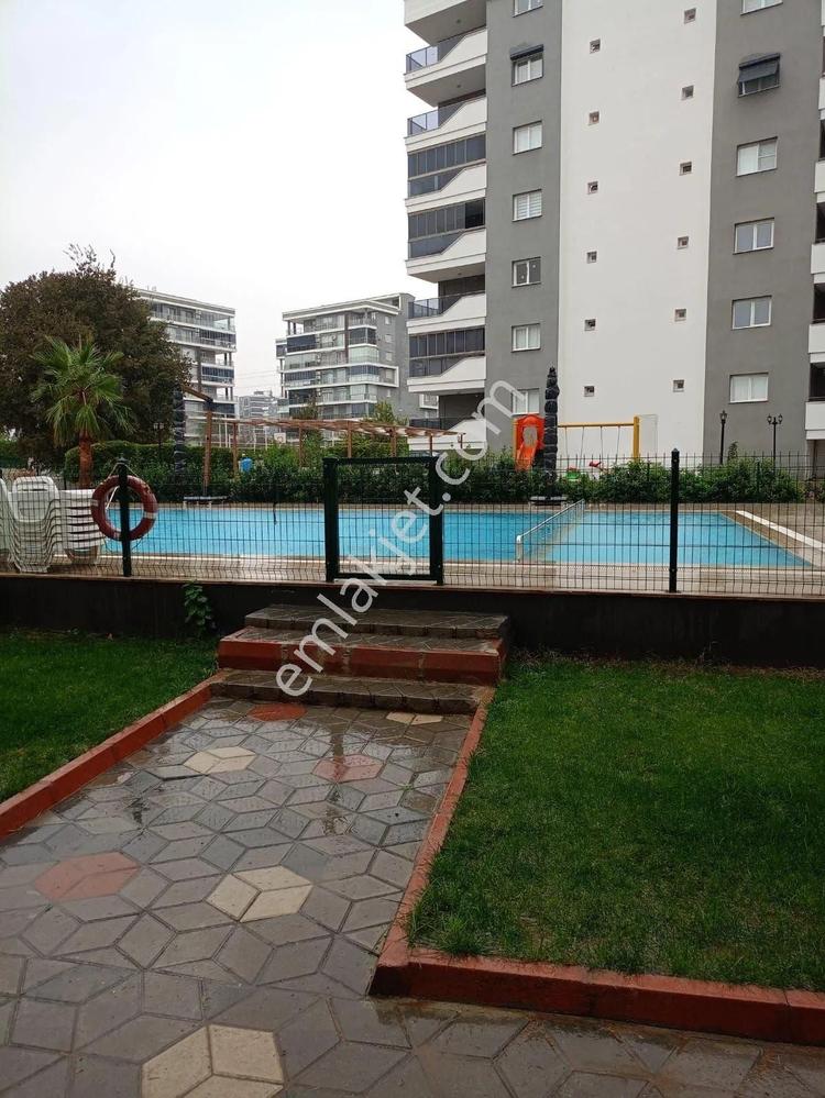 BULVAR 60 SİTESİNDE 3.KAT HAVUZLU LÜKS DAİRE