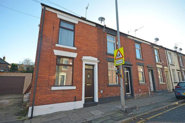 End terrace house for sale in Cheetham Hill Road, Dukinfield SK16