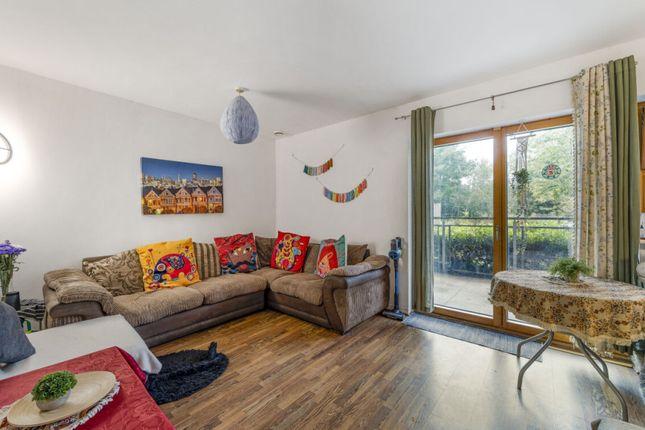 Flat for sale in Evelyn Street, Septford SE8