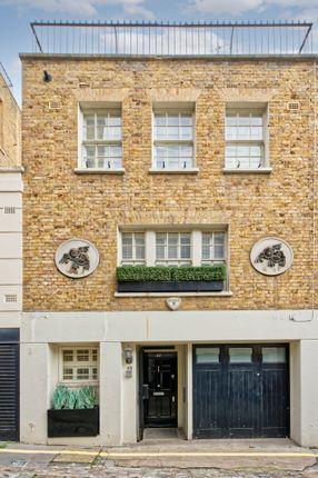 Mews house for sale in Groom Place, London SW1X