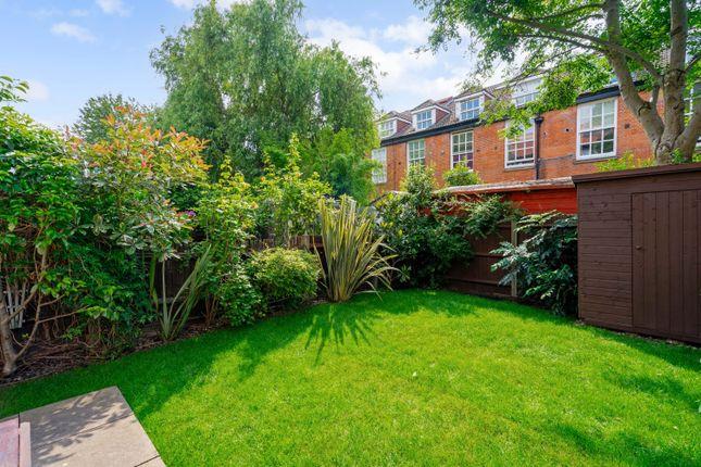 Flat for sale in Shrewsbury Street, London W10