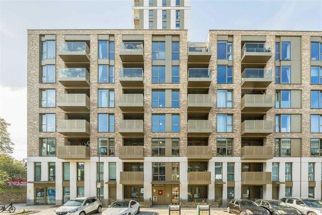 Flat for sale in Benedict Road, London SW9