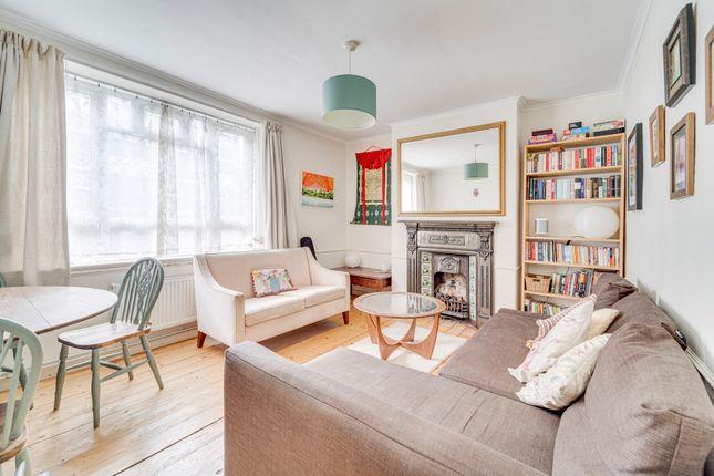 Flat for sale in Chart Street, Islington, London N1