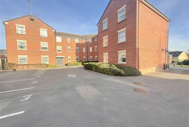 Flat for sale in Lambrell Avenue, Kiveton Park, Sheffield S26