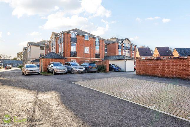 Flat for sale in Boundary Place, Tadley, Hampshire RG26