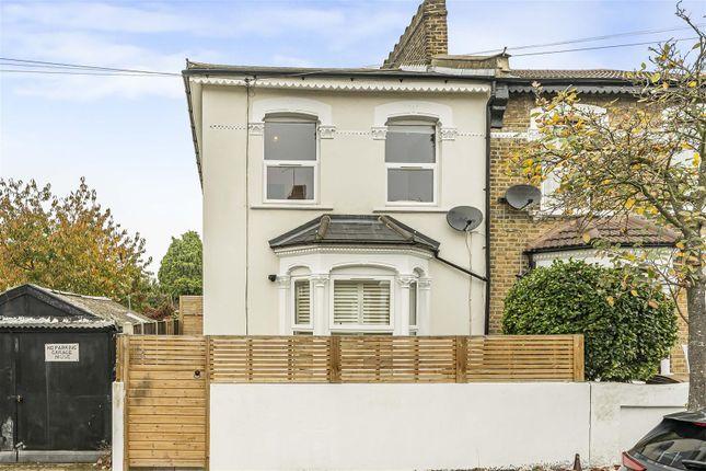 Flat for sale in St. Georges Road, Leyton, London E10