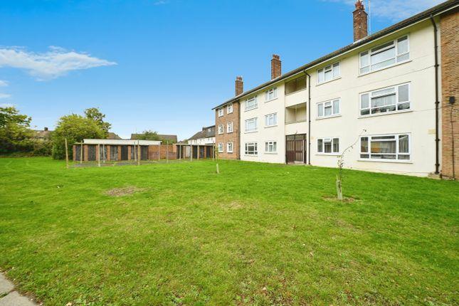 Flat for sale in Cross Road, Mawneys, Romford RM7