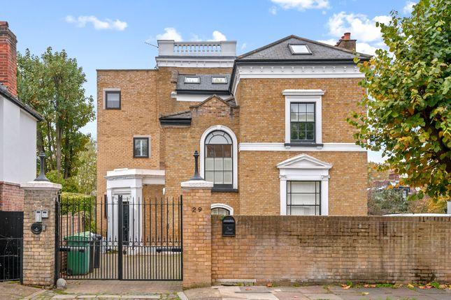 Flat for sale in Leigh Rd, London N5