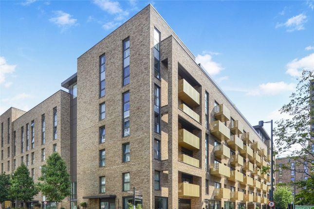 Flat for sale in Yeoman Street, Rotherhithe SE8