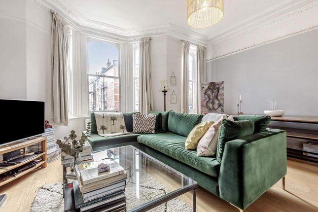 Flat for sale in Munster Road, London SW6