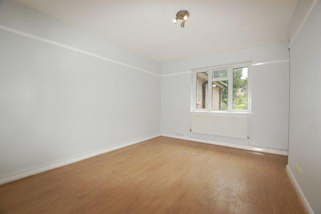 Maisonette for sale in Curzon Court, Beckenham Grove, Bromley BR2