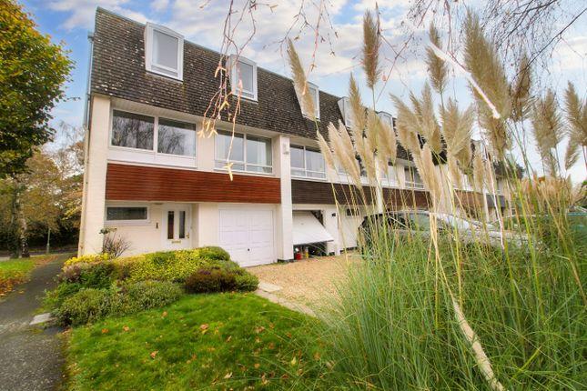 Town house for sale in Curzon Place, Pennington, Lymington SO41