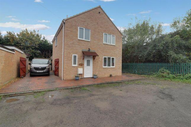 Detached house for sale in Perth, Stonehouse GL10