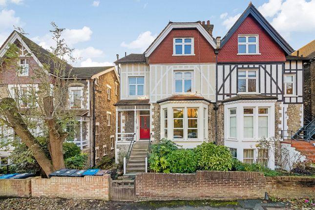 Flat for sale in Gatestone Road, Upper Norwood SE19