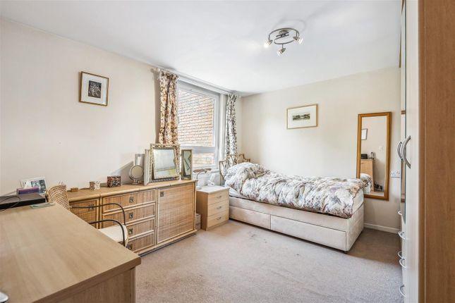 Flat for sale in Moore Close, St Pauls Court W14