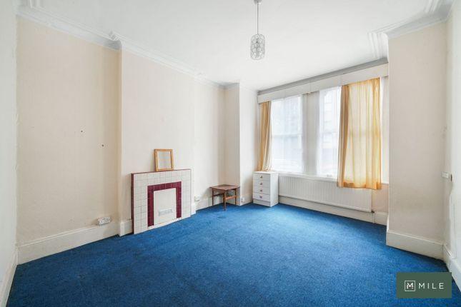 Flat for sale in Grange Road, London NW10