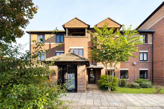 Flat for sale in Ravensbourne Mansions, 39 Berthon Street, London SE8