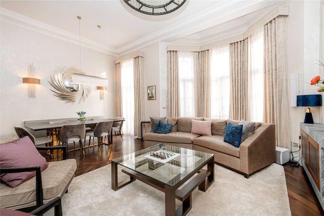 Flat to rent in Green Street, Mayfair, London W1K