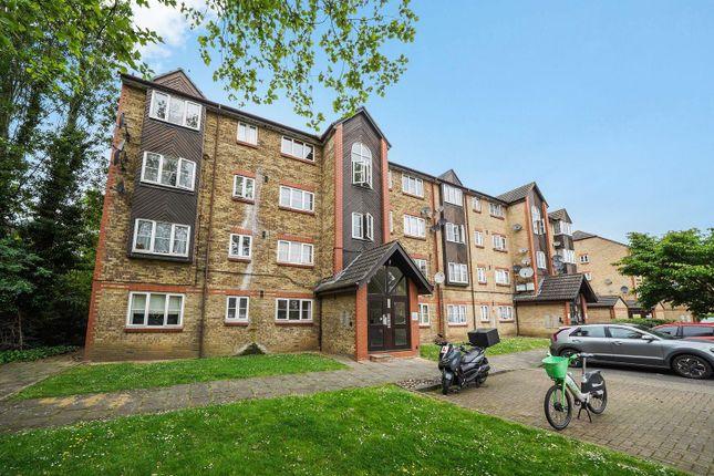 Flat for sale in Kingfisher Way, London NW10