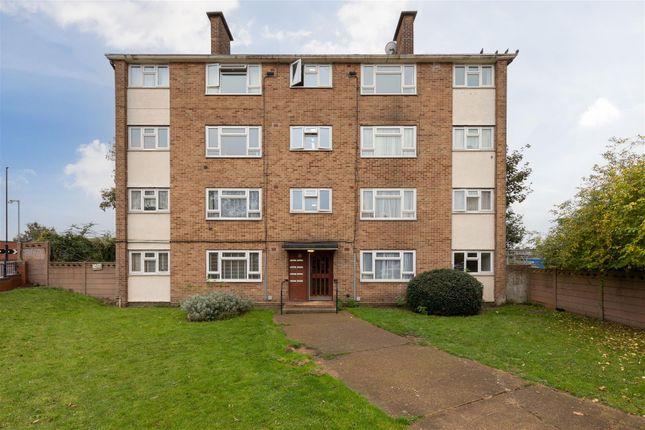 Flat for sale in Forest View Road, London E12