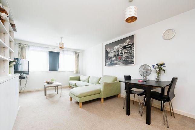 Flat for sale in Forest Lane, London E15