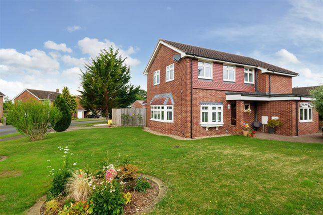 Maisonette for sale in Rosehill Park, Emmer Green, Reading RG4