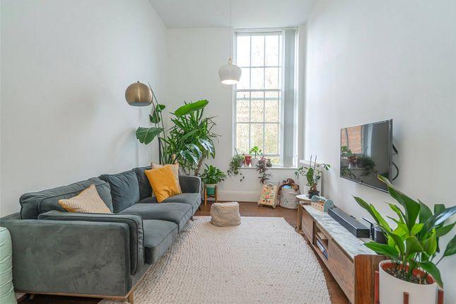 Flat for sale in Royal Drive, London N11