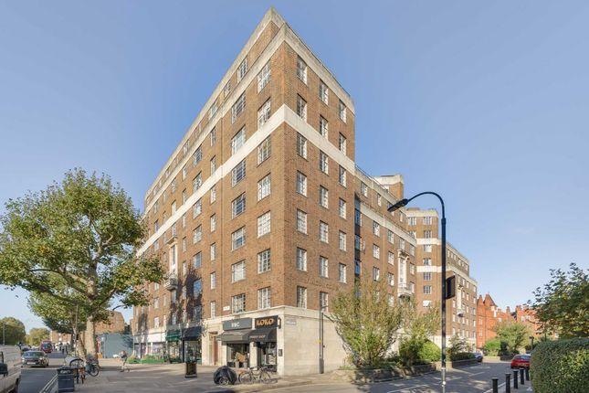 Flat for sale in Hamlet Gardens, London W6