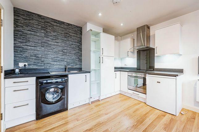 Flat for sale in Wella Road, Basingstoke RG22