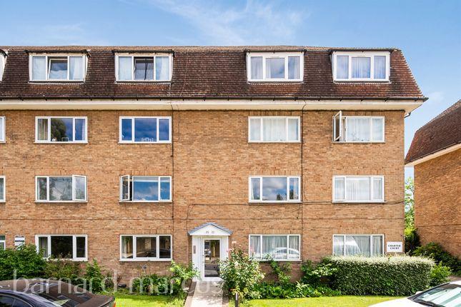 Flat for sale in Linden Grove, New Malden KT3