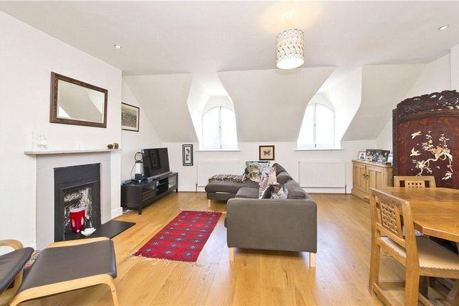 Flat for sale in Clapham Common South Side, London SW4