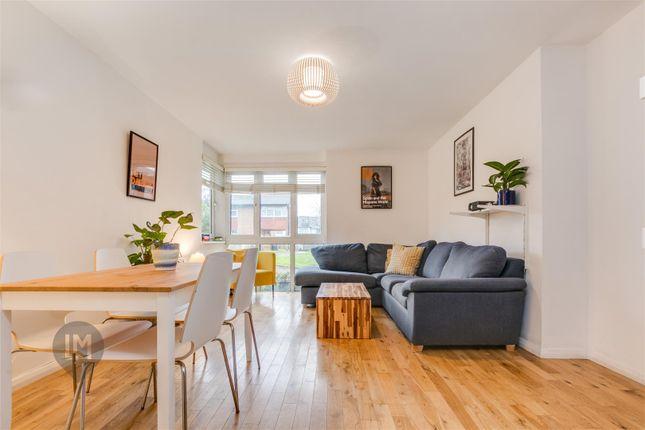 Flat for sale in Westover Road, London SW18