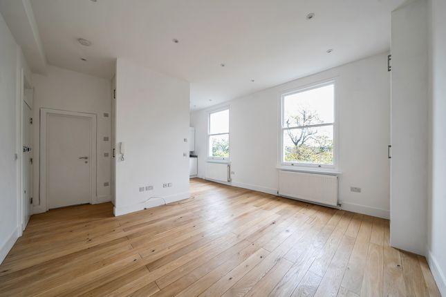 Flat for sale in Cavendish Road, London NW6