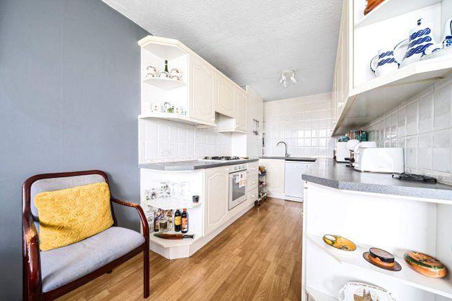 Flat for sale in Clarendon Walk, London W11