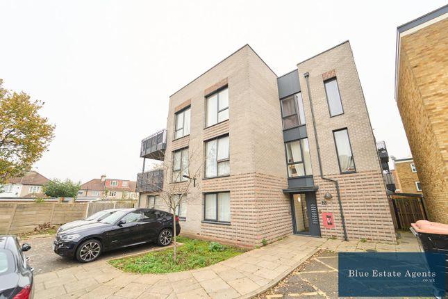 Flat for sale in Lovell Road, Southall UB1