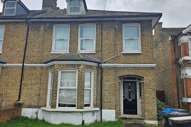 Flat for sale in 9B Bensham Manor Road, Thornton Heath CR7