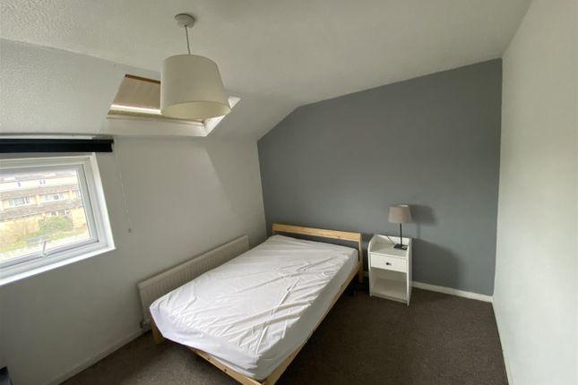 Room to rent in North Twelfth Street, Milton Keynes MK9