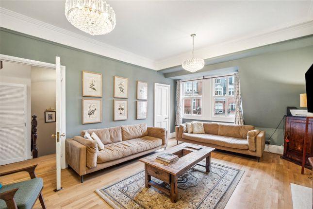 Flat for sale in Kensington Court, London W8