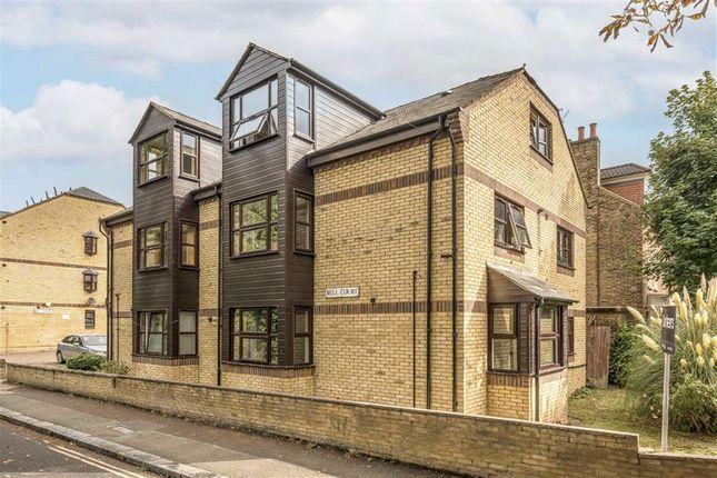 Flat for sale in Ivy Road, London SE4