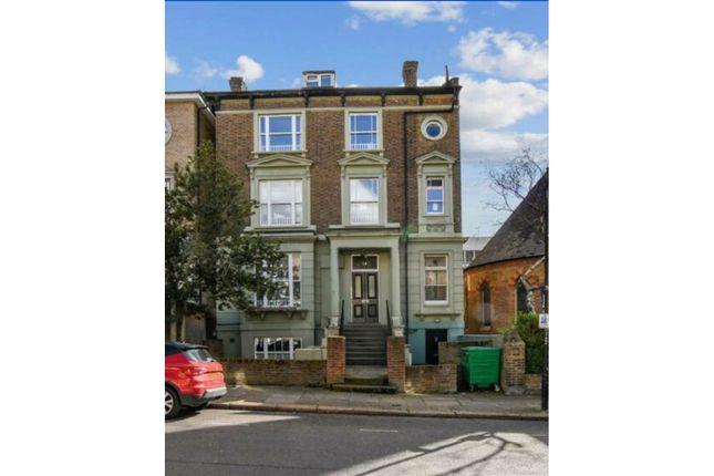 Studio for sale in Alexandra Road, London NW8