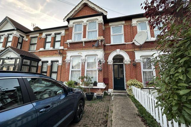 Flat for sale in Aberdour Road, Goodmayes, Ilford IG3